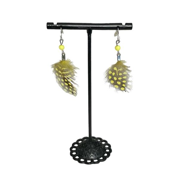 Claire's Feather Dangle Earrings Black & Yellow - Picture 1 of 3